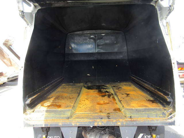 三菱ふそうキャンターパッカー車（塵芥車）小型（2t・3t）[写真31]