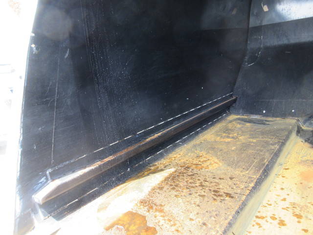 三菱ふそうキャンターパッカー車（塵芥車）小型（2t・3t）[写真32]