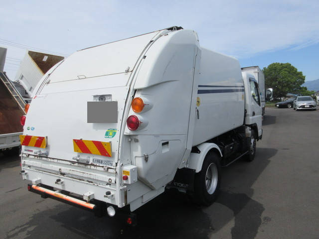 三菱ふそうキャンターパッカー車（塵芥車）小型（2t・3t）[写真04]