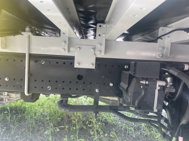 UDトラックスコンドルアルミウイング増トン（6t・8t）[写真18]