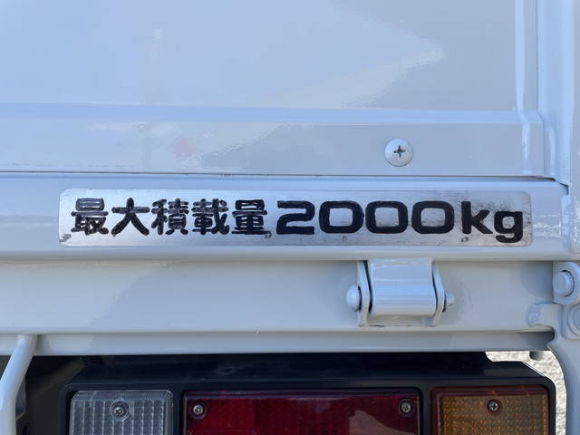 いすゞエルフ平ボディ小型（2t・3t）[写真15]