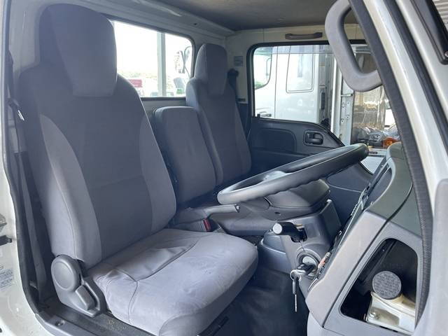 いすゞエルフ平ボディ小型（2t・3t）[写真30]