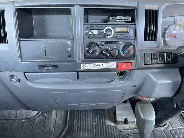 いすゞエルフ平ボディ小型（2t・3t）[写真32]