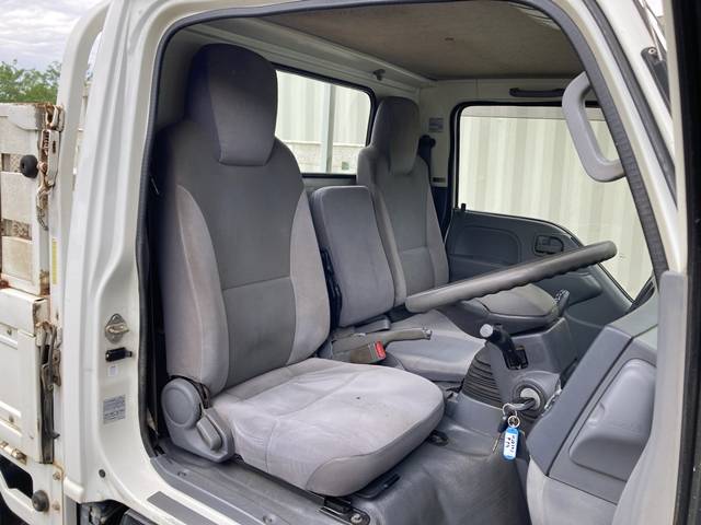 いすゞエルフ平ボディ小型（2t・3t）[写真34]