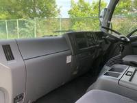 いすゞフォワードアルミウイング中型（4t）[写真12]