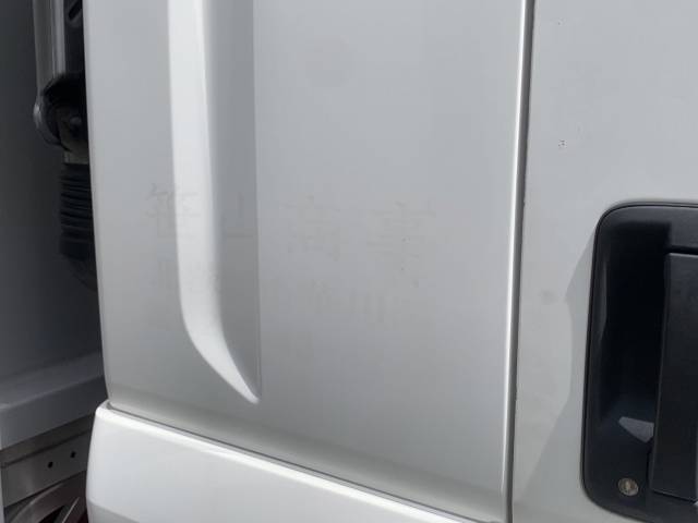 いすゞフォワードアルミウイング中型（4t）[写真31]