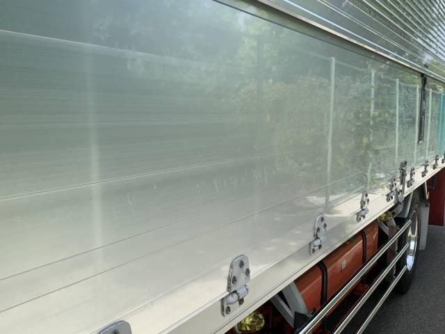 いすゞフォワードアルミウイング中型（4t）[写真34]