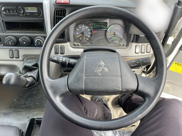 三菱ふそうキャンターダンプ小型（2t・3t）[写真27]