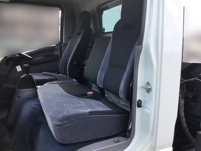 いすゞエルフセーフティローダー小型（2t・3t）[写真32]