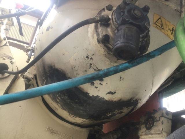 三菱ふそうスーパーグレートコンクリートポンプ車大型（10t）[写真10]