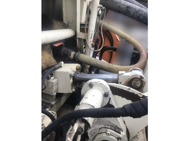 三菱ふそうスーパーグレートコンクリートポンプ車大型（10t）[写真13]