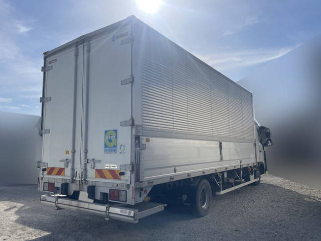 日野レンジャーアルミウイング中型（4t）[写真02]