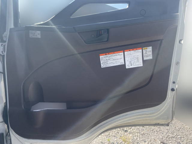 日野レンジャーアルミウイング中型（4t）[写真23]