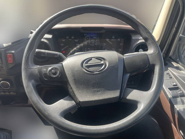 日野レンジャーアルミウイング中型（4t）[写真30]