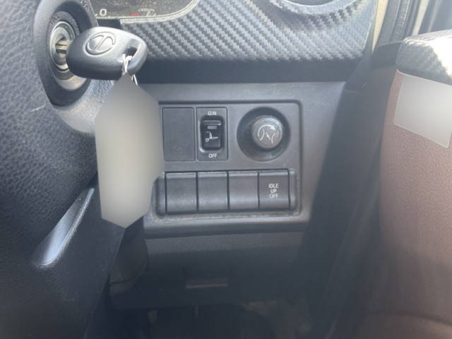 日野レンジャーアルミウイング中型（4t）[写真33]