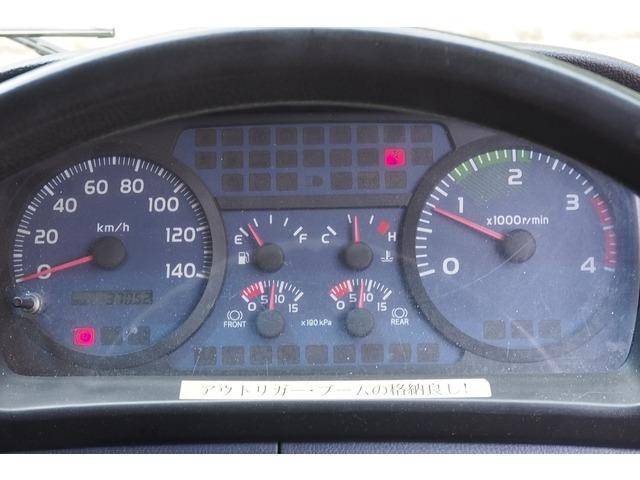 日野レンジャークレーン4段中型（4t）[写真40]