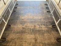 いすゞエルフ幌ウイング小型（2t・3t）[写真15]