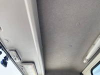 いすゞエルフ幌ウイング小型（2t・3t）[写真31]