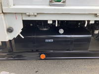 三菱ふそうキャンター平ボディ小型（2t・3t）[写真19]