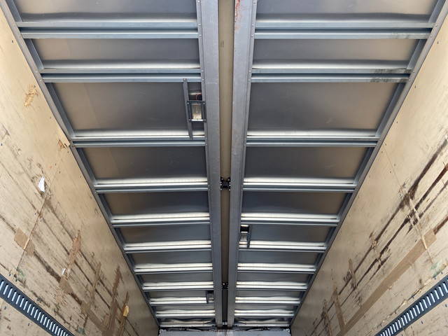 日野レンジャーアルミウイング中型（4t）[写真15]