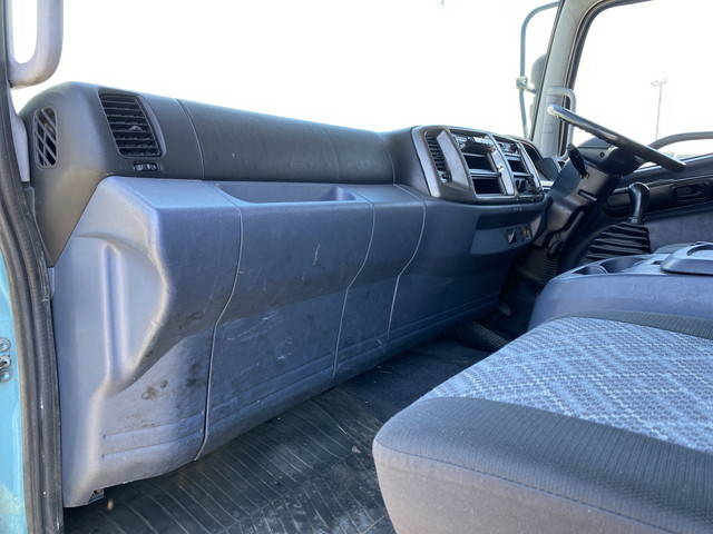 日野レンジャーアルミウイング中型（4t）[写真29]