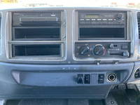 日野レンジャーアルミウイング中型（4t）[写真35]