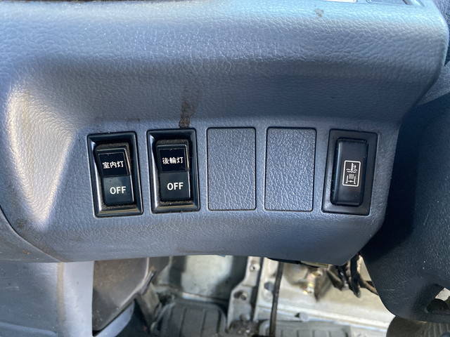 日野レンジャーアルミウイング中型（4t）[写真36]