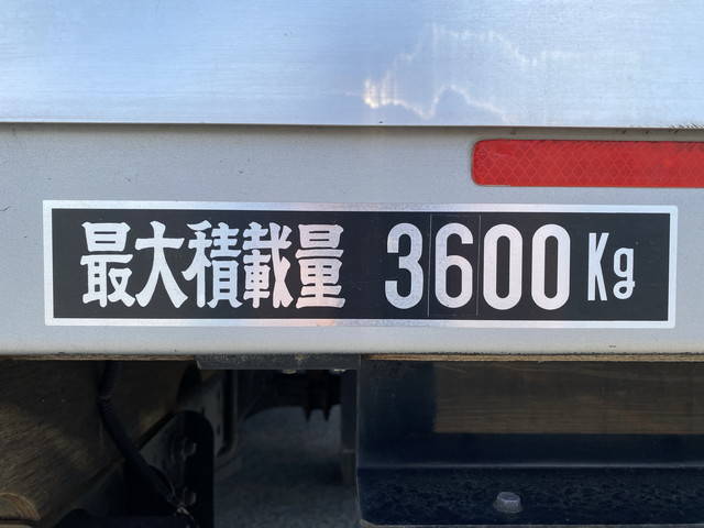三菱ふそうファイターアルミブロック中型（4t）[写真12]