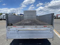 三菱ふそうファイターアルミブロック中型（4t）[写真13]