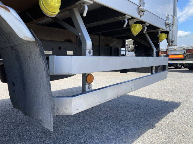 三菱ふそうファイターアルミブロック中型（4t）[写真16]