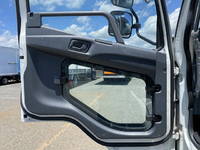 三菱ふそうファイターアルミブロック中型（4t）[写真25]