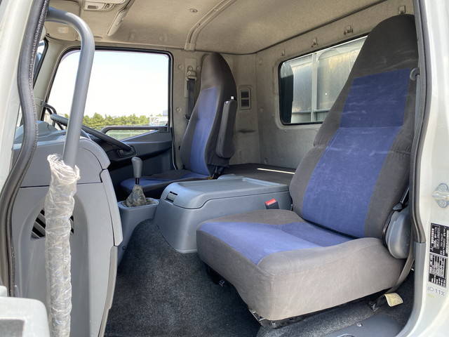 三菱ふそうファイターアルミブロック中型（4t）[写真27]