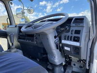 三菱ふそうファイターアルミブロック中型（4t）[写真32]