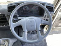 三菱ふそうファイターアルミブロック中型（4t）[写真33]