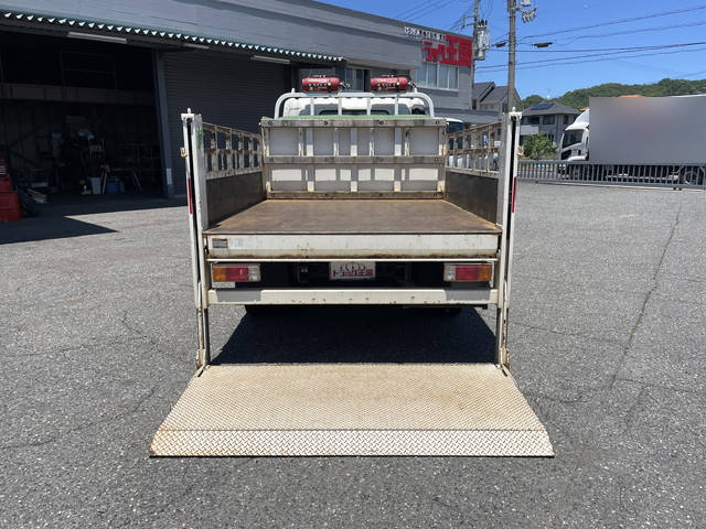 日野デュトロ平ボディ小型（2t・3t）[写真12]