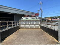 日野デュトロ平ボディ小型（2t・3t）[写真13]