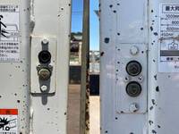 日野デュトロ平ボディ小型（2t・3t）[写真17]