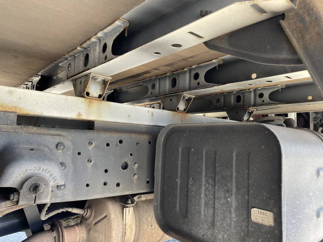 日野デュトロ平ボディ小型（2t・3t）[写真21]