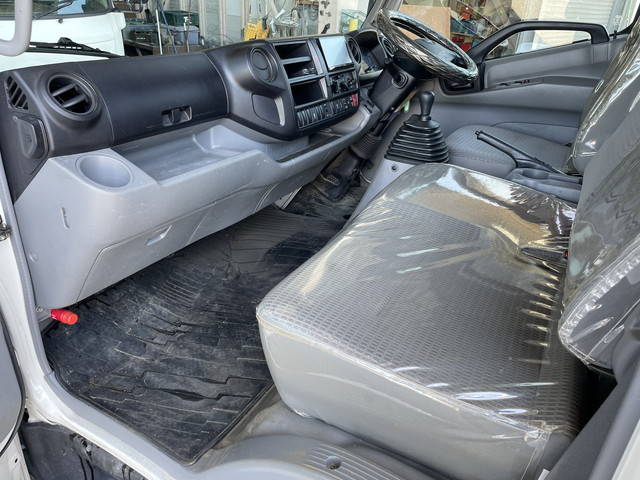 日野デュトロ平ボディ小型（2t・3t）[写真29]