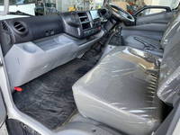 日野デュトロ平ボディ小型（2t・3t）[写真29]