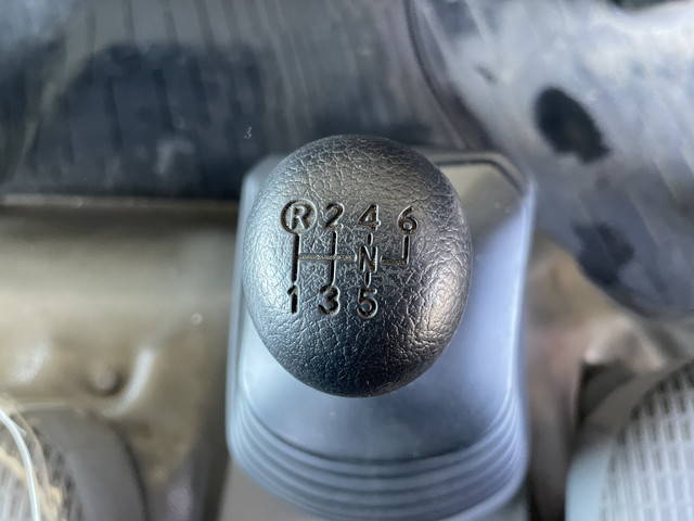 日野デュトロ平ボディ小型（2t・3t）[写真34]