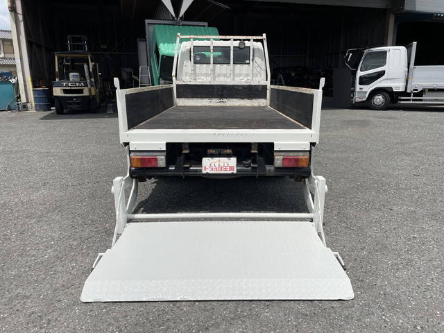 トヨタトヨエースダブルキャブ（Wキャブ）小型（2t・3t）[写真10]