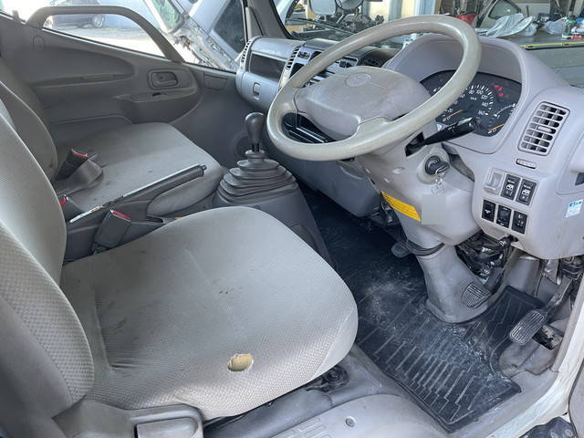 トヨタトヨエースダブルキャブ（Wキャブ）小型（2t・3t）[写真29]