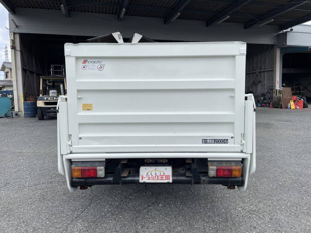 トヨタトヨエースダブルキャブ（Wキャブ）小型（2t・3t）[写真08]