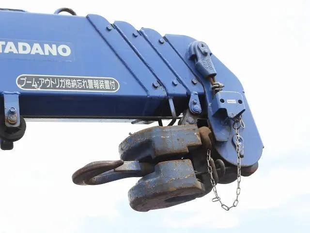 いすゞエルフクレーン4段小型（2t・3t）[写真12]