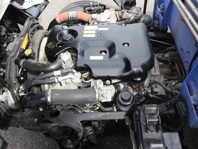 いすゞエルフクレーン4段小型（2t・3t）[写真17]