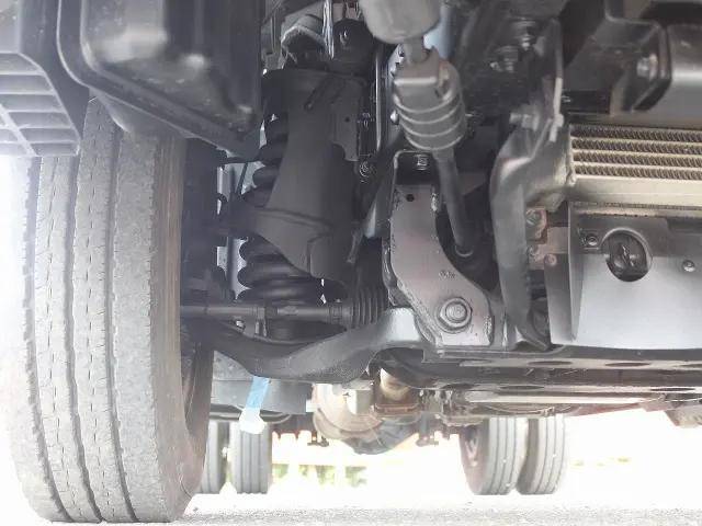 いすゞエルフクレーン4段小型（2t・3t）[写真20]