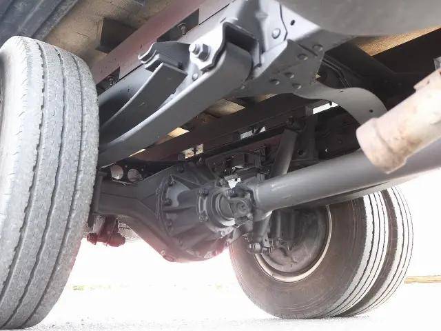 いすゞエルフクレーン4段小型（2t・3t）[写真24]