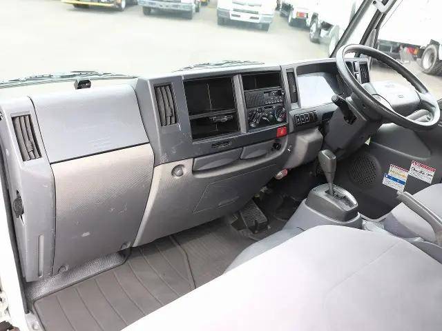 いすゞエルフクレーン4段小型（2t・3t）[写真28]