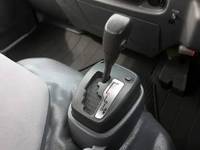 いすゞエルフクレーン4段小型（2t・3t）[写真36]